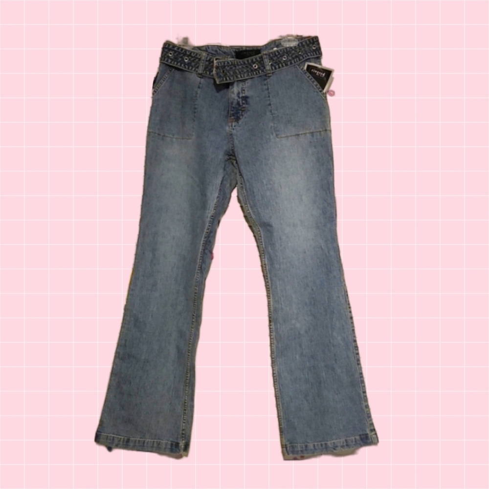 Riveted by Lee ✨️ Flare Jeans